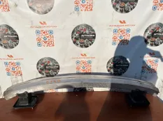 Усилитель бампера Mercedes benz R350