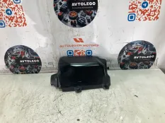 Декоративная крышка двигателя Volvo S90