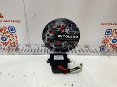 Блок управления стояночным тормозом Volvo XC60