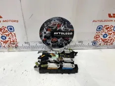 Блок предохранителей Ford Escape