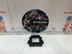 Блок управления стояночным тормозом Audi A6