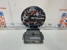 Блок управления двигателем Nissan Pathfinder