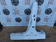 Порог кузова Infiniti EX35