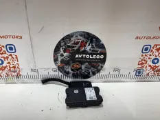 Блок управления стояночным тормозом VW Touareg