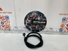 Трос капота Audi Q5