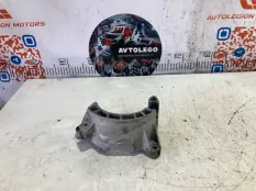 Кронштейн генератора Porsche Cayenne S