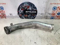 Патрубок воздушный Mercedes benz R350