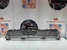 Решетка в бампер Jaguar XJL