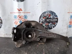 Кулак передний правый Audi Q5