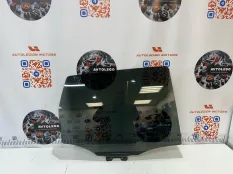 Стекло заднее правое Ford Escape