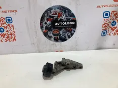 Кронштейн обводного ролика Land Rover Range Rover Evoque