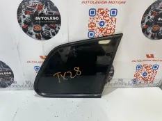 Форточка правая VW Touareg