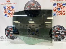 Стекло заднее правое Mercedes benz E350