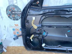 Дверь передняя правая Infiniti EX35