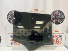 Стекло заднее правое Mercedes benz GL450