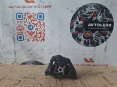 Подушка двигателя Volvo XC60