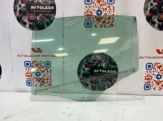 Стекло заднее левое Volvo S60