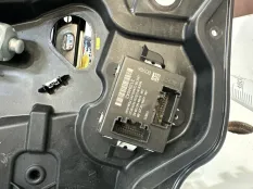 Стеклоподъемник передний правый Volvo S60