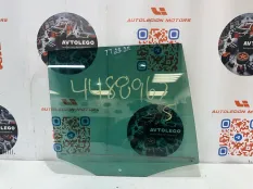 Стекло заднее правое VW Tiguan