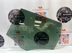 Стекло заднее левое Volvo XC70