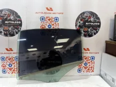 Стекло заднее левое Volvo S60