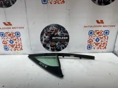 Форточка левая VW Touareg