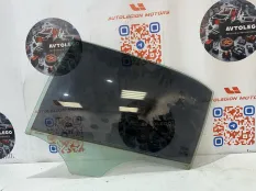 Стекло заднее левое Mercedes benz E500