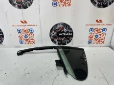 Форточка левая VW Passat CC