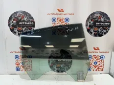 Стекло заднее правое VW Passat CC