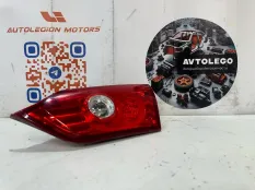 Фонарь Infiniti Q50