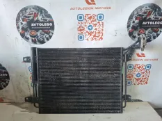 Радиатор кондиционера VW Tiguan