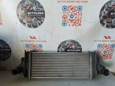 Интеркулер Mercedes benz R350