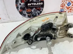 Фонарь правый Jaguar XE