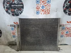 Радиатор кондиционера Jaguar XJL