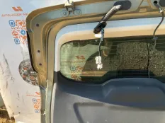 Крышка багажника Ford Escape