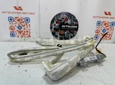 Шторка правая (Airbag) Mercedes benz C350