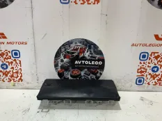 Подушка в торпедо Audi A3