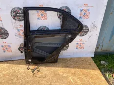 Дверь Mercedes benz C350