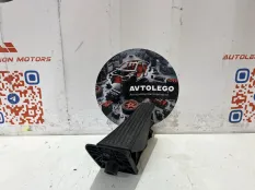 Педаль газа Volvo S90