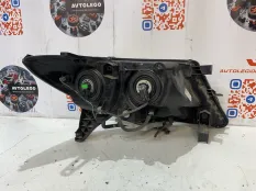Фара левая Nissan Pathfinder