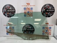 Стекло заднее правое Audi A6