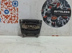 Опора КПП Audi A6