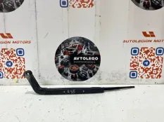 Поводок заднего дворника Land Rover Discovery