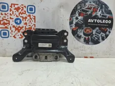 Подушка двигателя Skoda Octavia