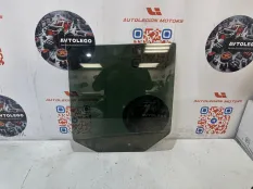 Стекло заднее левое Jeep Compass