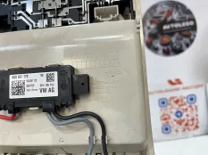 Плафон салона VW Passat