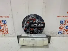 Подушка в торпедо Audi A6