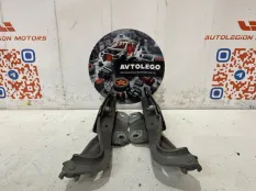 Петли капота Jaguar XF