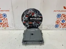 Блок управления двигателем Land Rover Discovery