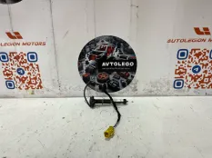 Пиропатрон капота Mercedes benz A180